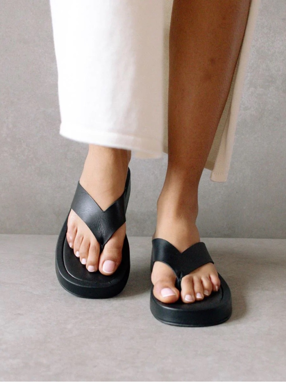 ALOHAS Black Leather Overcast Platform Thong Sandals Flip Flops Size EU 38 - Picture 3 of 9
